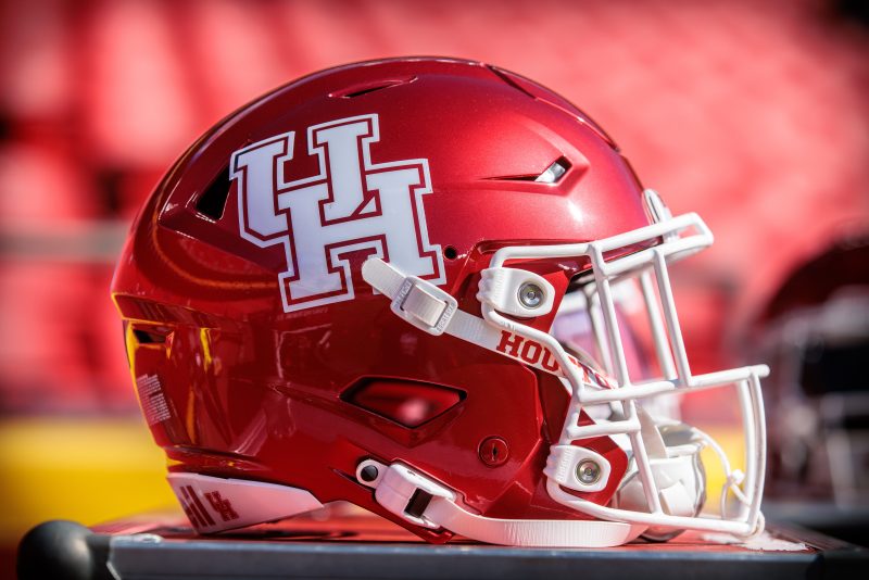 Houston strength coach Kurt Hester dies from cancer at 61 Houston strength coach Kurt Hester dies from cancer at 61