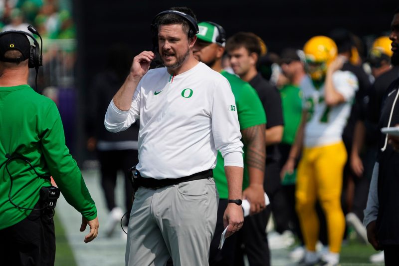 Dan Lanning says he has ‘zero’ interest in leaving Oregon Dan Lanning says he has ‘zero’ interest in leaving Oregon