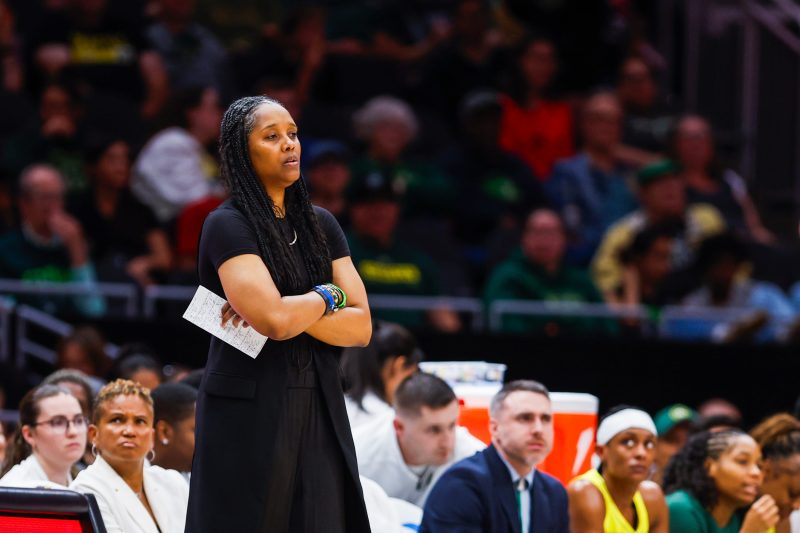 Noelle Quinn, Teresa Weatherspoon among Unrivaled head coaches Noelle Quinn, Teresa Weatherspoon among Unrivaled head coaches