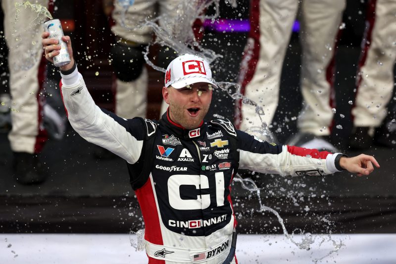 Byron edges Blaney at Martinsville to make NASCAR Championship 4 Byron edges Blaney at Martinsville to make NASCAR Championship 4